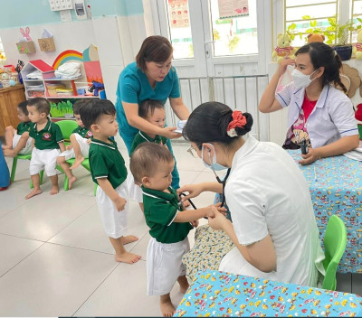 Tổ chức  khám sức khỏe định kỳ lần I.